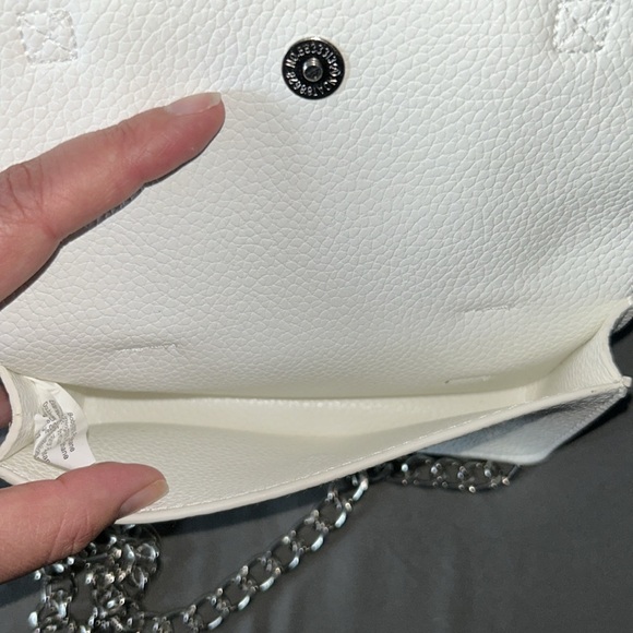DKNY White Vegan Leather Belt Bag with Chain Strap - Picture 7 of 7